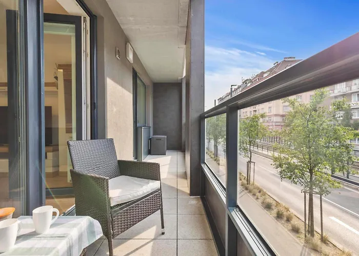 Twin Apartment 2 - With Parking